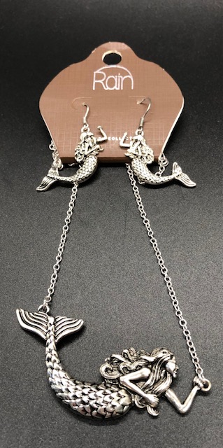 Silver Mermaid Necklace Set